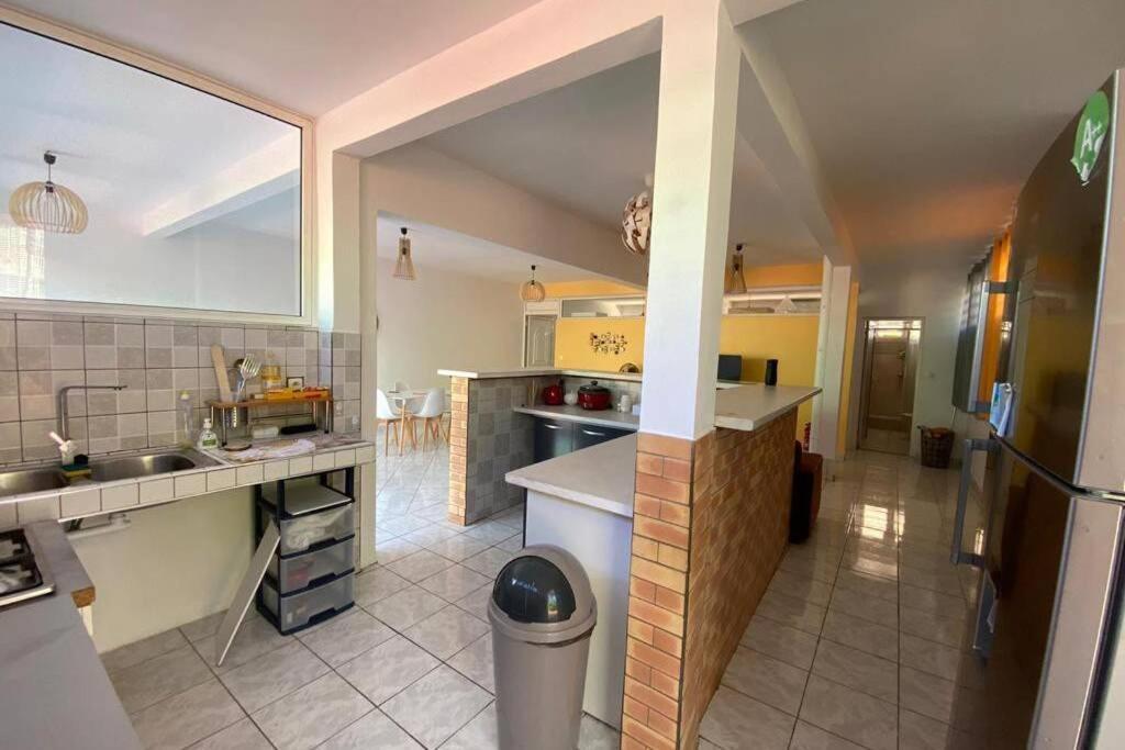 Charmant appartement avec piscine Le Robert Extérieur photo